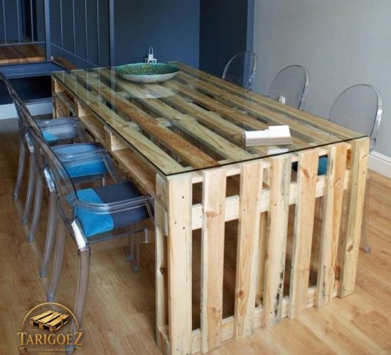 mucles de madera con tarima
